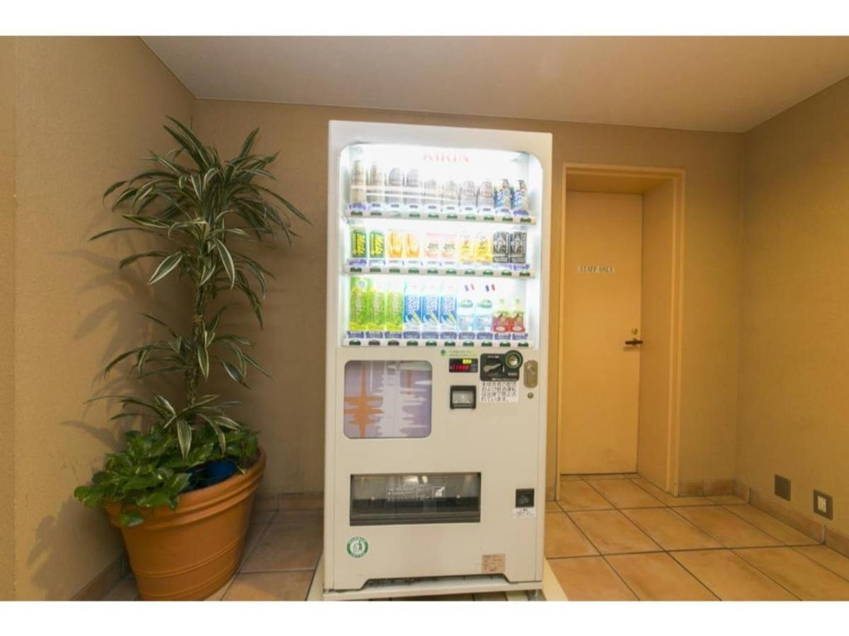 R&B Hotel Umeda East - Vacation Stay 40691V Осака Екстериор снимка